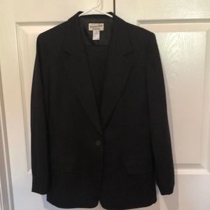 Pendleton Ladies Classic Wool Blazer and Pants